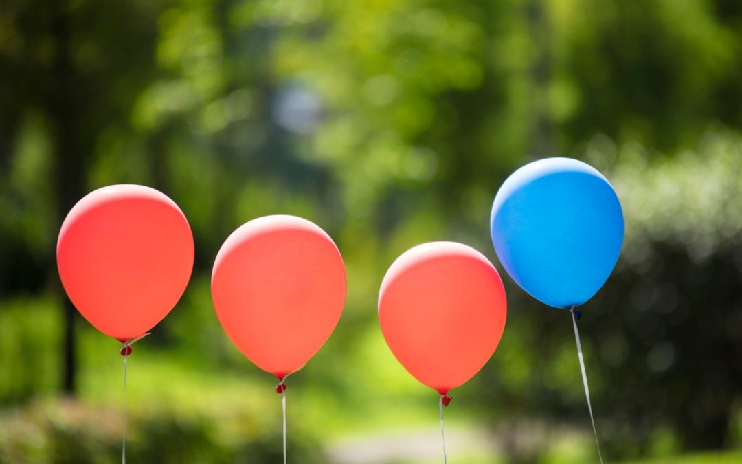 balloons rising - The Connection Between Inflation and Mortgage Rates